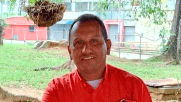 Muere profesor tras ser atacado por una mapanare
