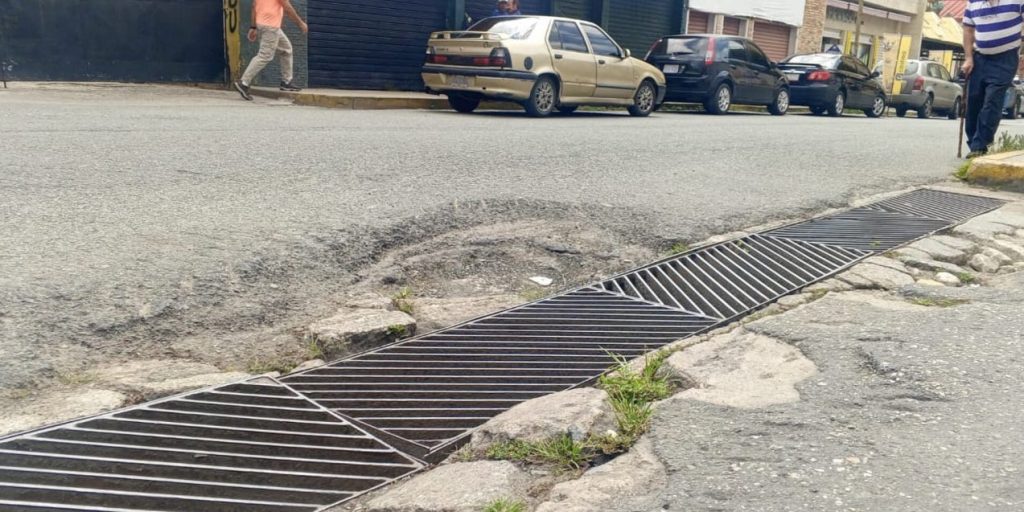 Advierten sobre deterioro vial