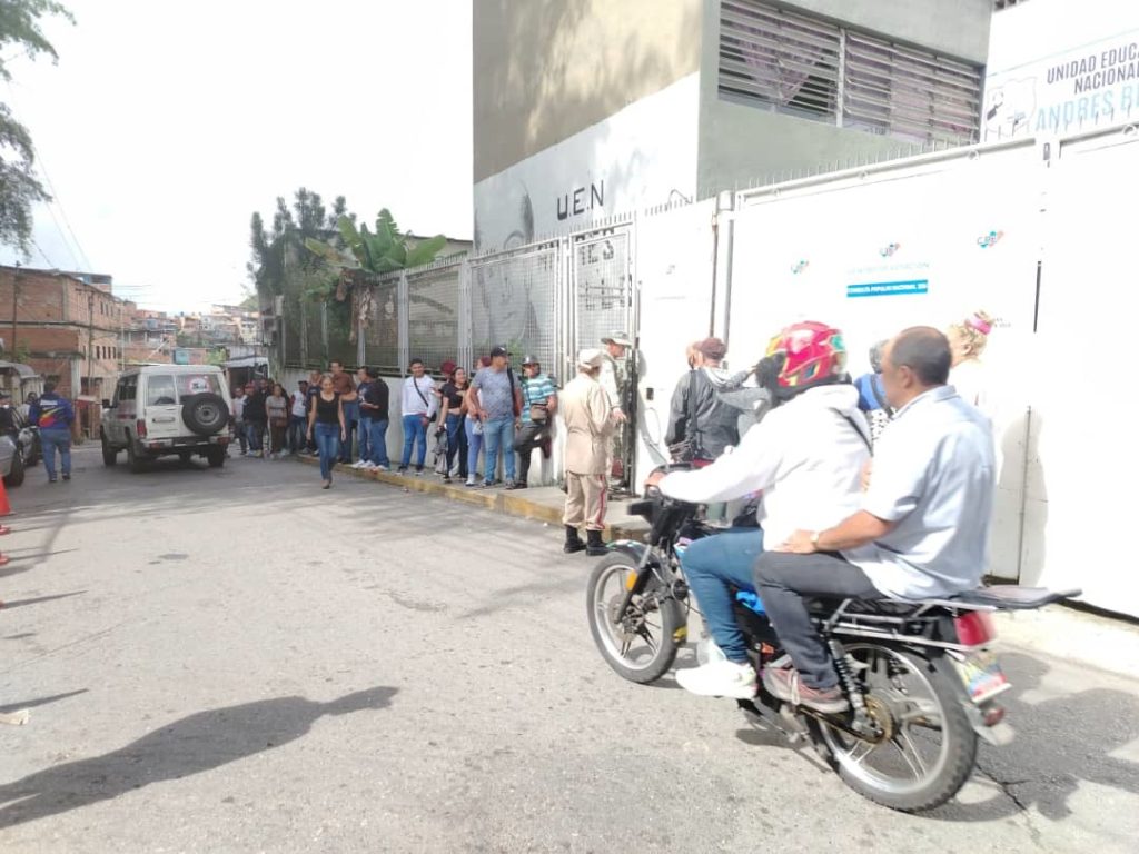 Civismo en proceso electoral en Carrizal