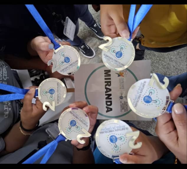 Estudiantes mirandinos triunfan en Olimpiadas de Ciencias