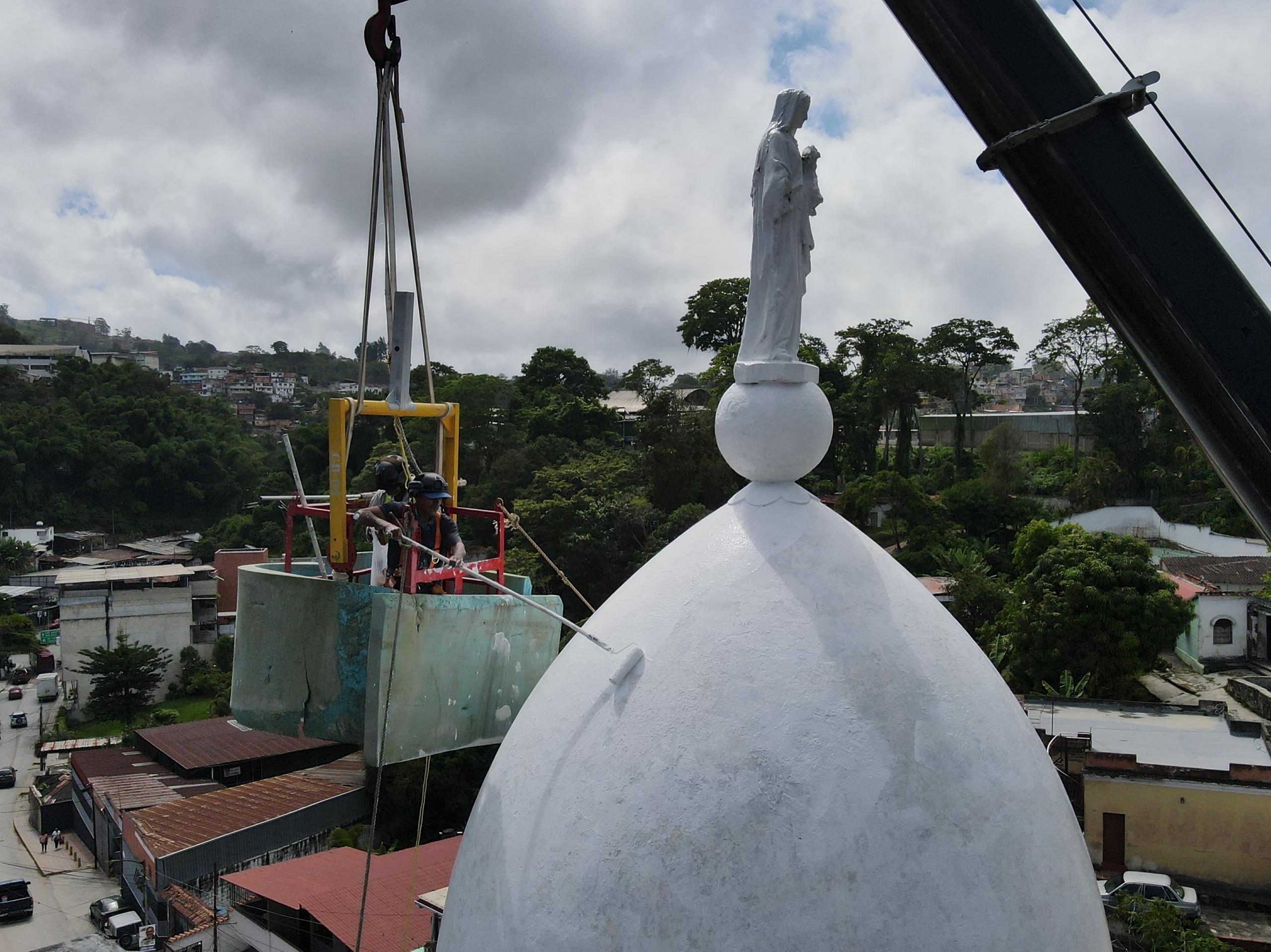 Aceleran recuperación de cúpula de iglesia