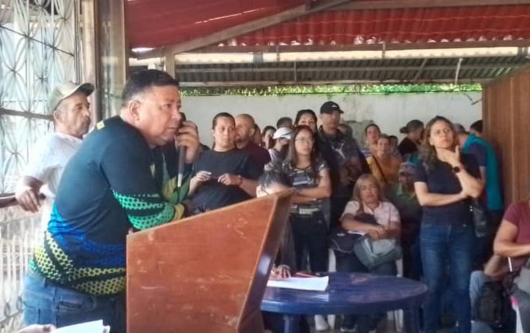 Docentes estadales esperan bono especial