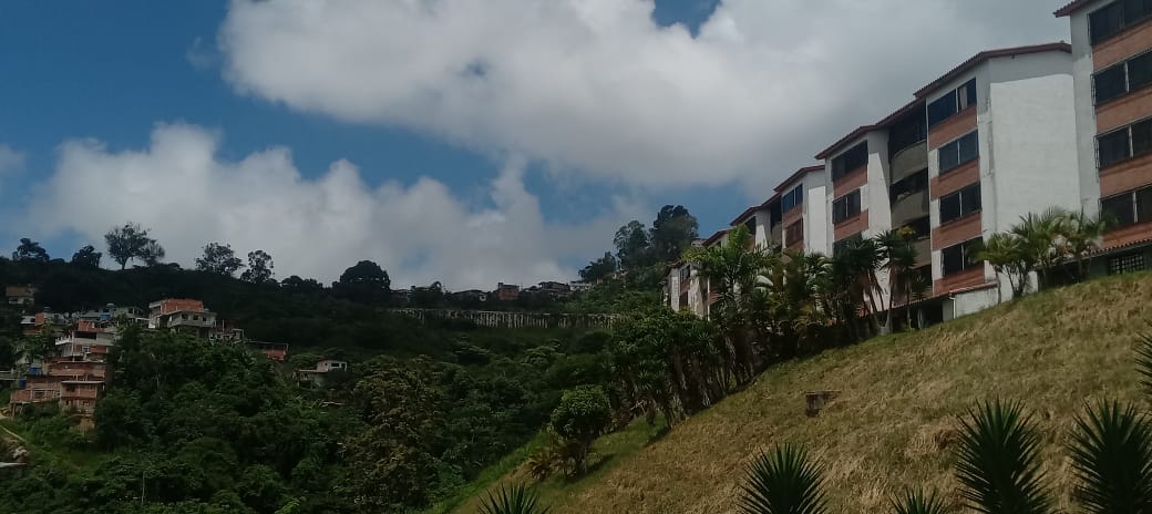 Residentes de La Quinta denuncian constantes fluctuaciones