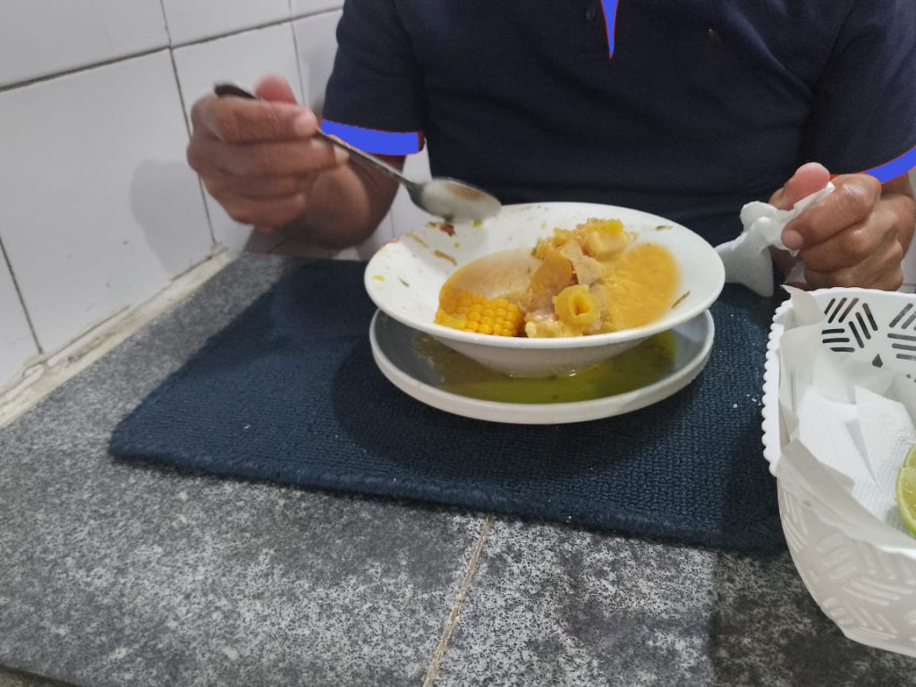 Vendedores de almuerzos “regatean” para mantener precios