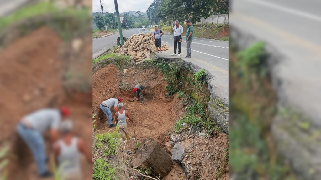 Atienden falla de borde en el kilómetro 29