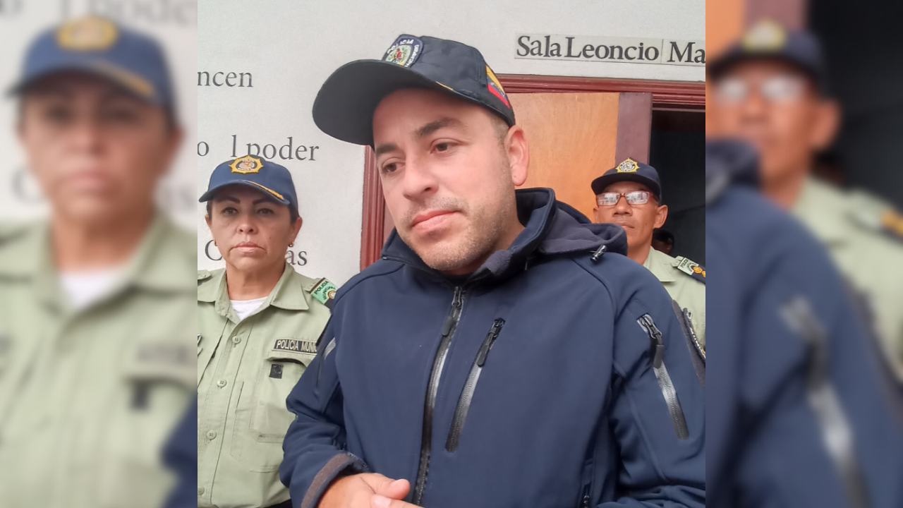 Andrade responde a Patti sobre las “camaritas”