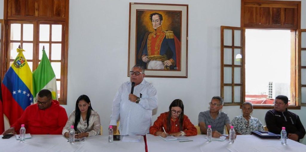 Comunas de Carrizal y Los Salias reciben recursos
