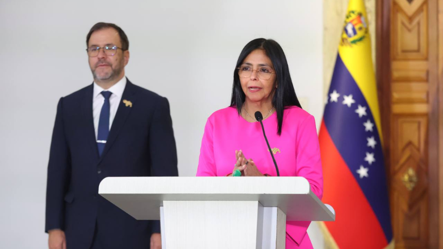 Delcy Rodríguez acusa a la DEA de ser el “mayor cartel de drogas”