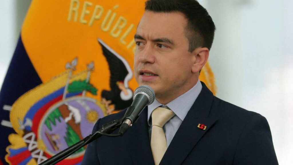 Noboa marchará contra Corte Constitucional