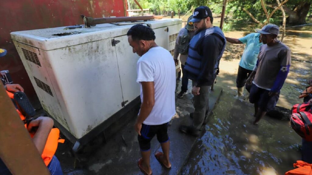 Colapsan 300 viviendas por crecida del Orinoco en Anzoátegui