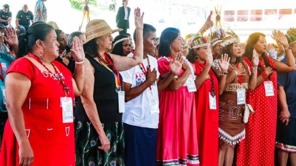 Juramentan comité para crear 4.775 consejos ecosocialistas indígenas