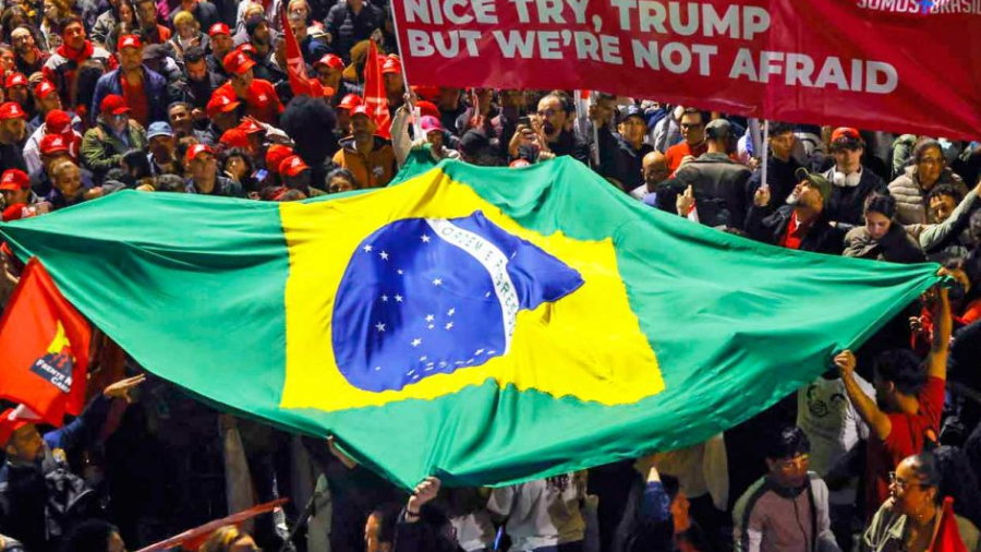 Brasileños marchan en rechazo a la política injerencista de Trump