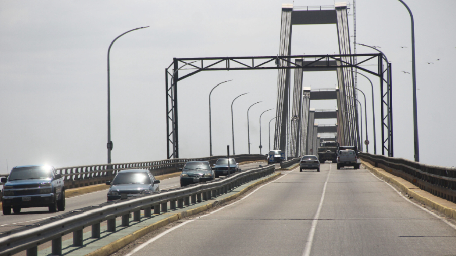 Anuncian cierre parcial del puente sobre el Lago de Maracaibo