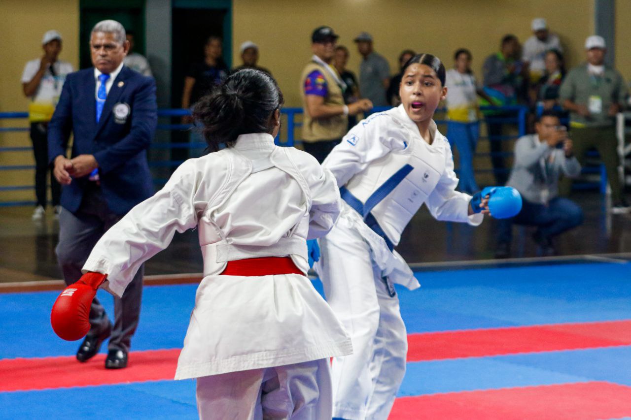 Carabobo se coronó en el karate do
