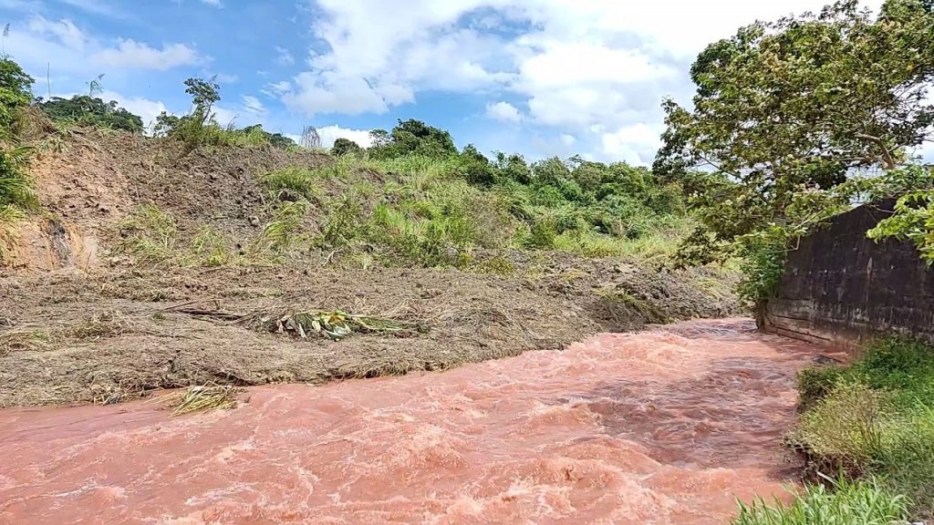 Lluvias causaron colapso de vialidad en Táchira