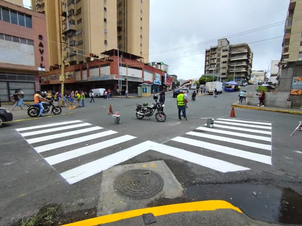 Sigue la demarcación de vía en Los Teques