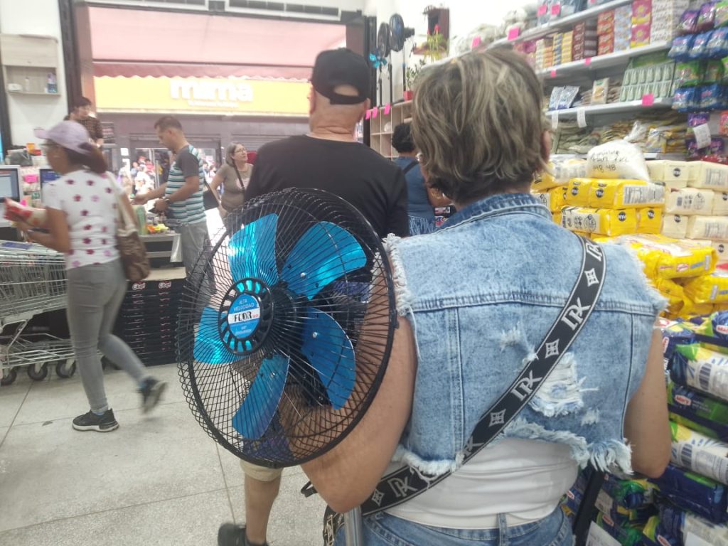 Ola de calor incentiva compra de ventiladores