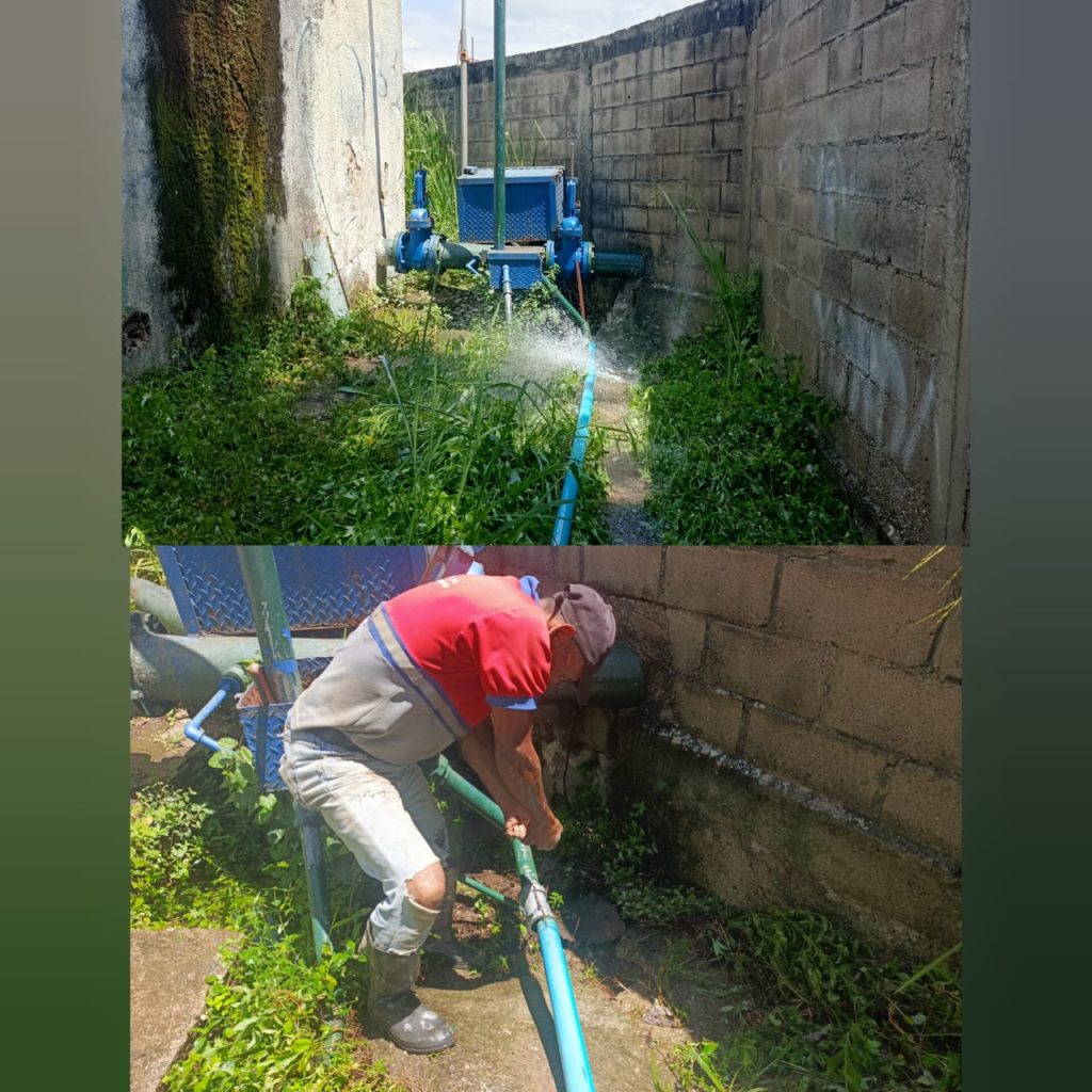 Reparan tubería en El Panadero