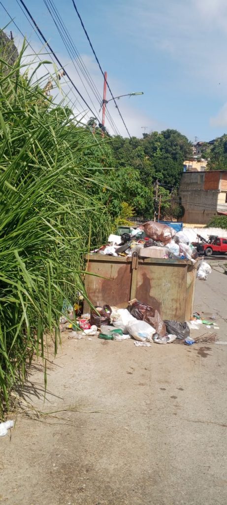 Responsabilizan a vecinos de acumulación de basura