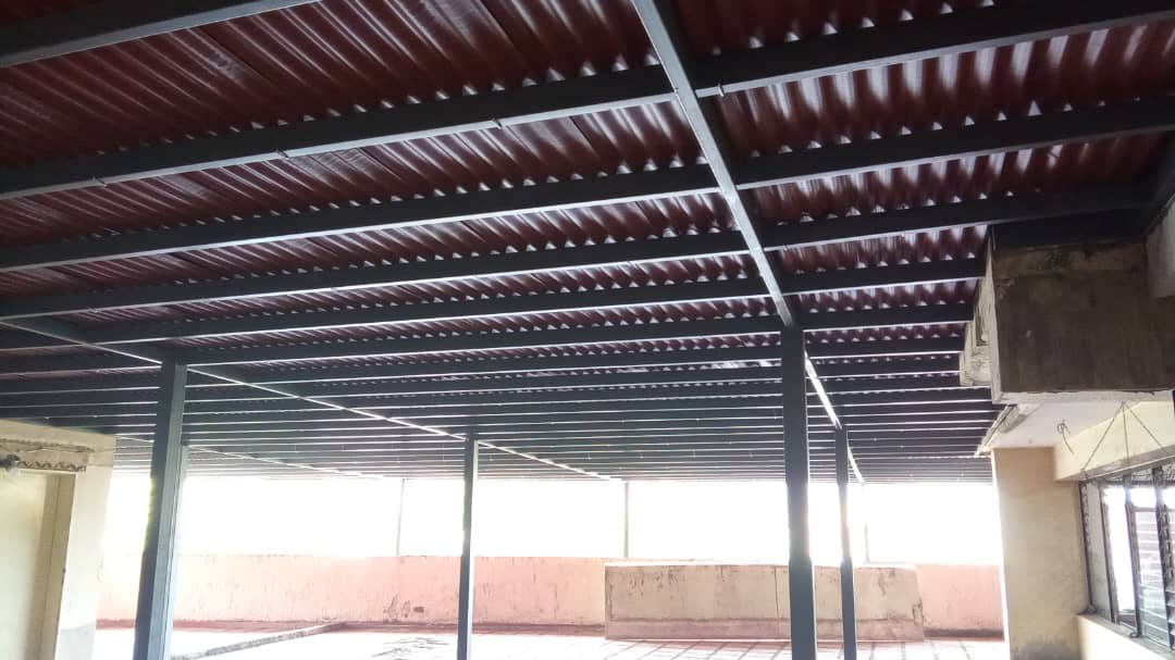 Culminados trabajos de colocación de estructura en edificio Las Palmas