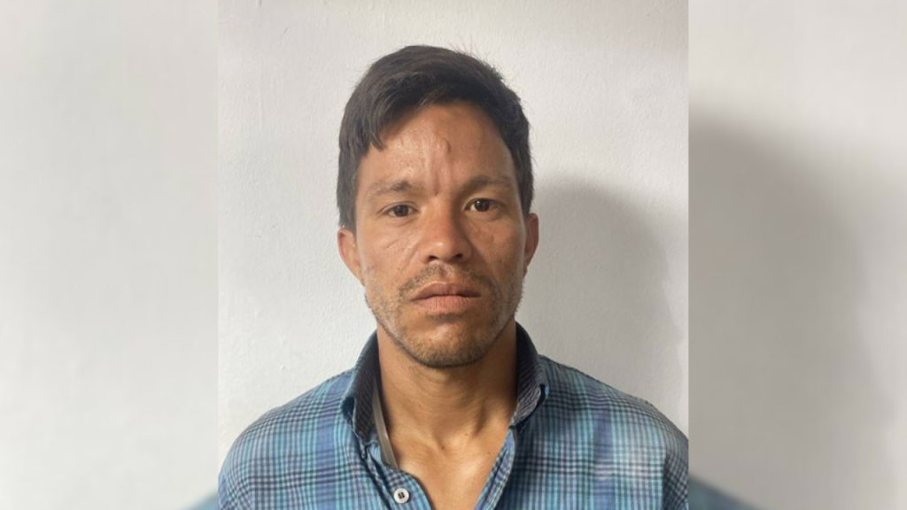 Preso por pegarle a la mamá