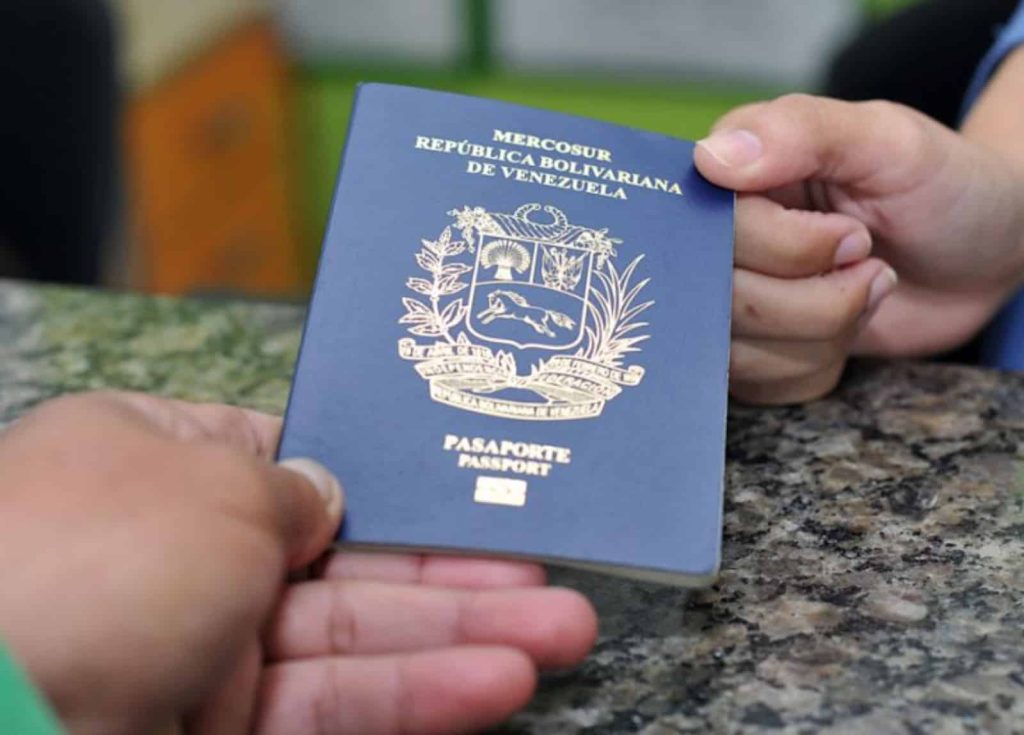 Familiares podrán retirar pasaportes de venezolanos en el exterior