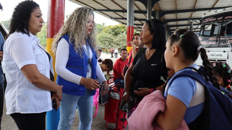 Inician tramitación de permisos de viajes de menores