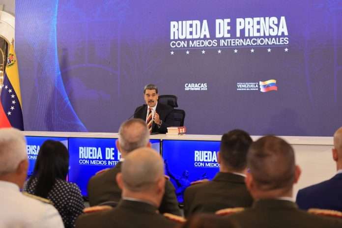 Maduro: “1.200 misiles y un submarino nuclear apuntan a Venezuela”