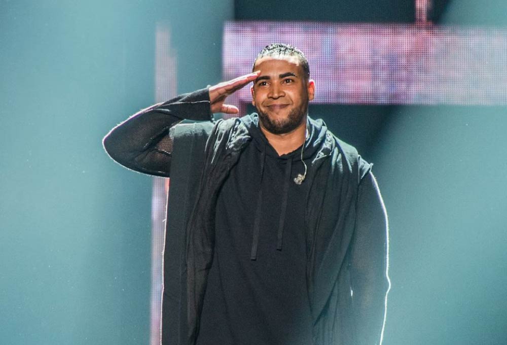 Don Omar para rato