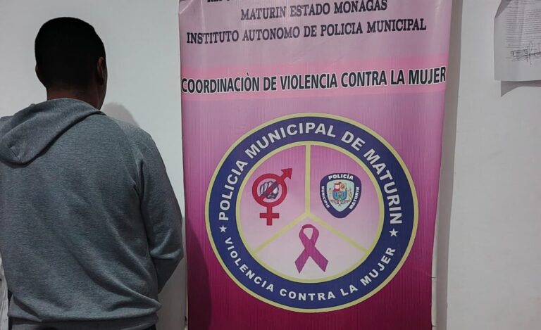 Golpeó a su pareja por un ataque de celos