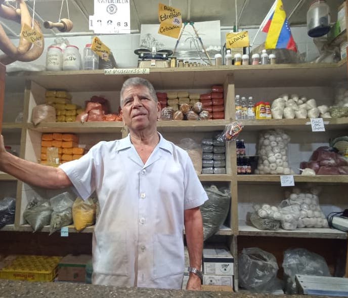 Manolo impone su sazón en el Mercado Municipal