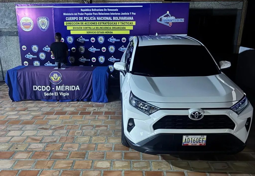 Detienen a hombre con camioneta robada en Chile