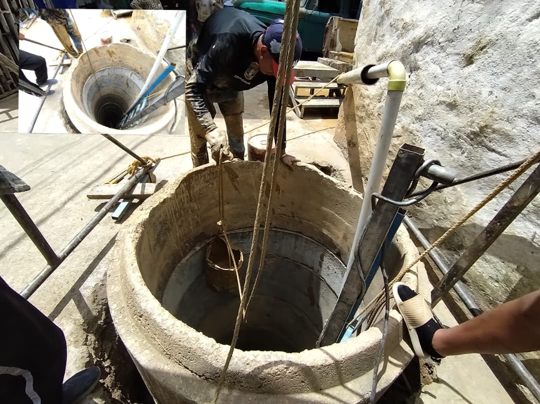 Construyen pozo de agua en Carrizal