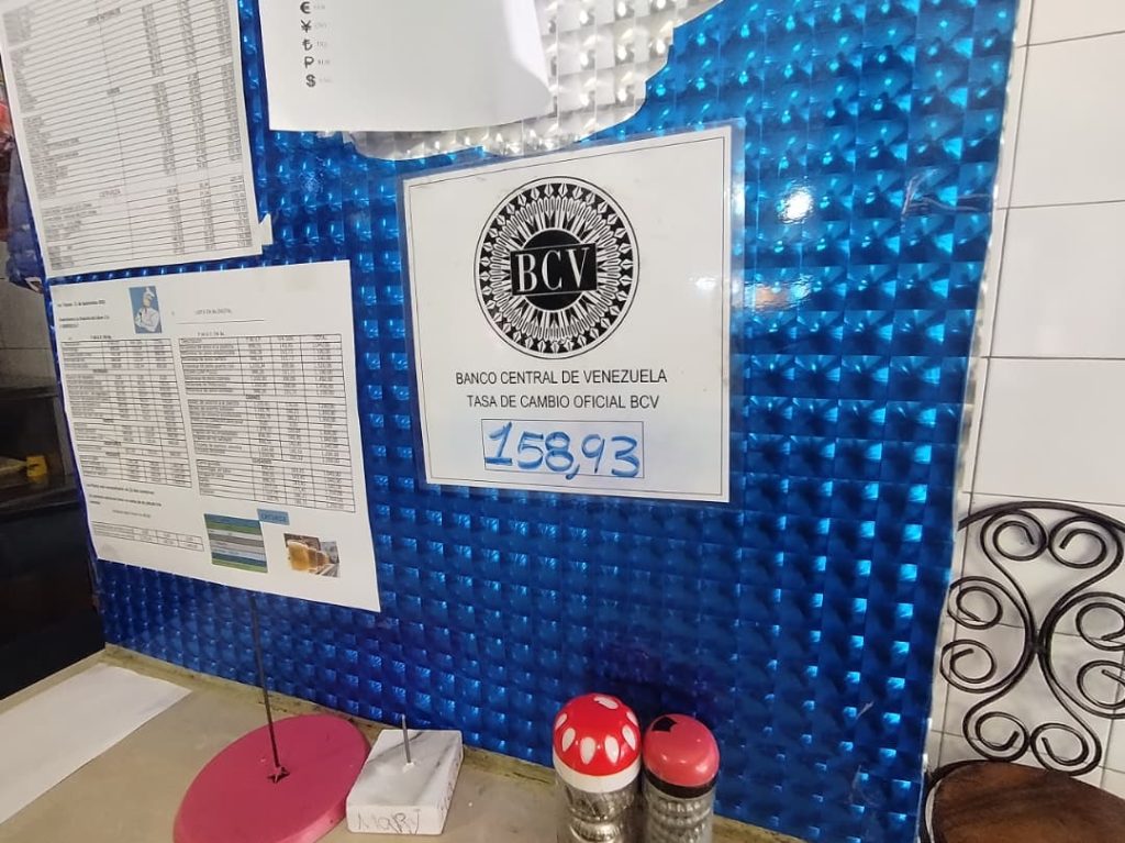 Dólar oficial pasará de Bs. 158,93 a Bs. 160, 45 el 16-S