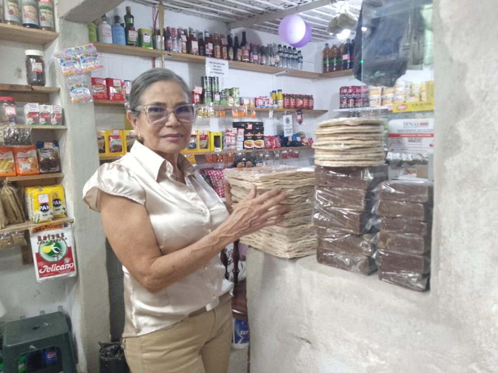 Concesionarios del Mercado Municipal se reinventan
