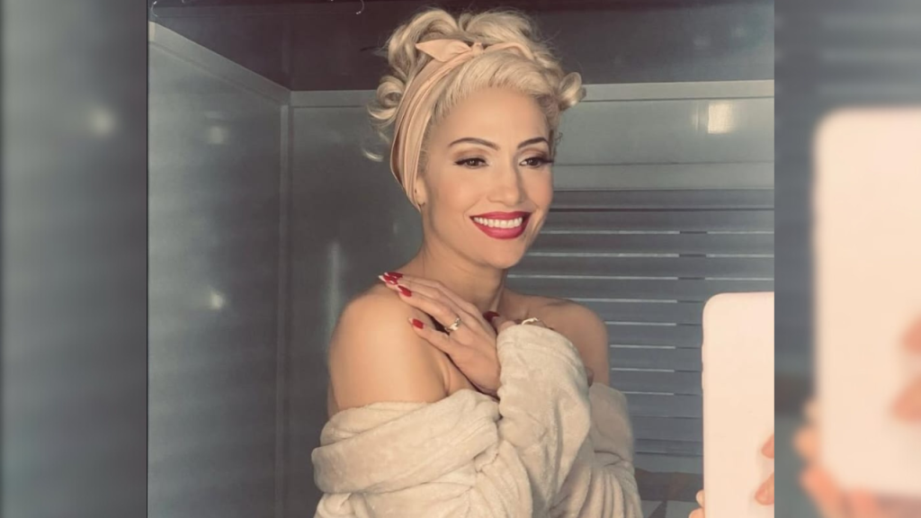 JLo ahora es rubia