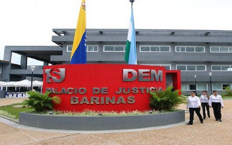 Privado de libertad sexagenario por violar a un menor