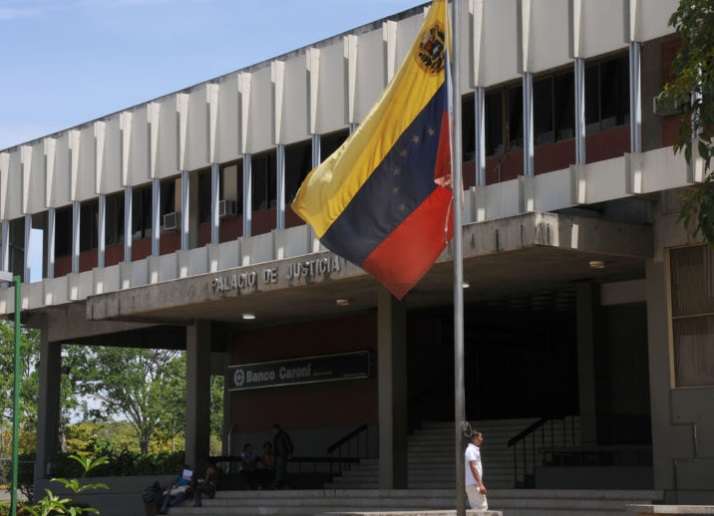 13 años de prisión por robarle el celular a una enfermera