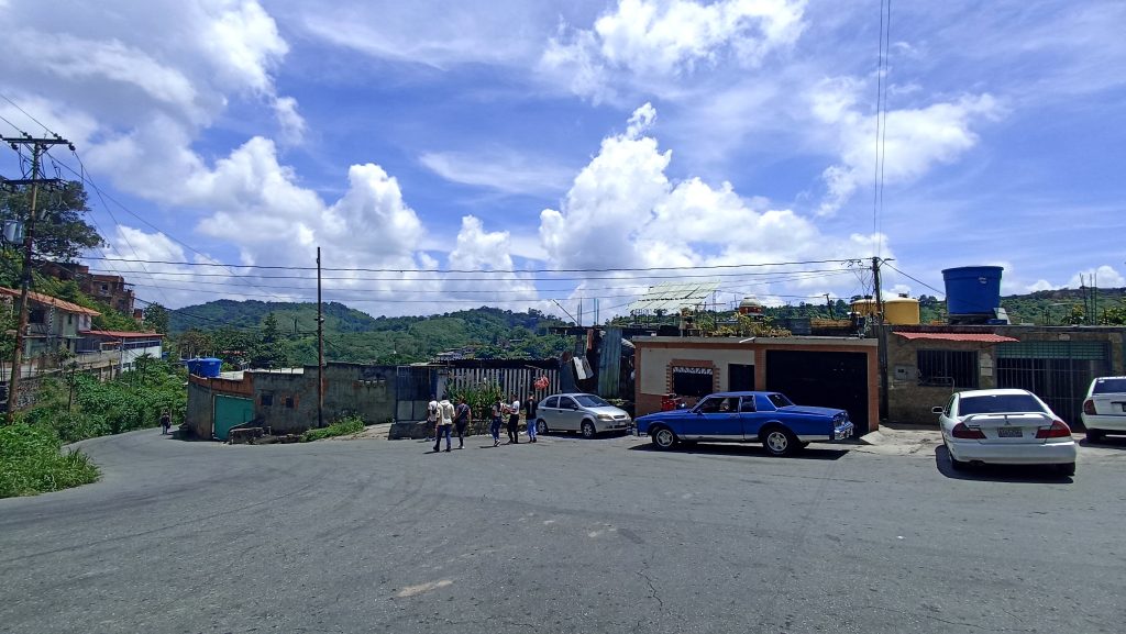 Confusión por venta de tanques en Barrio Miranda I