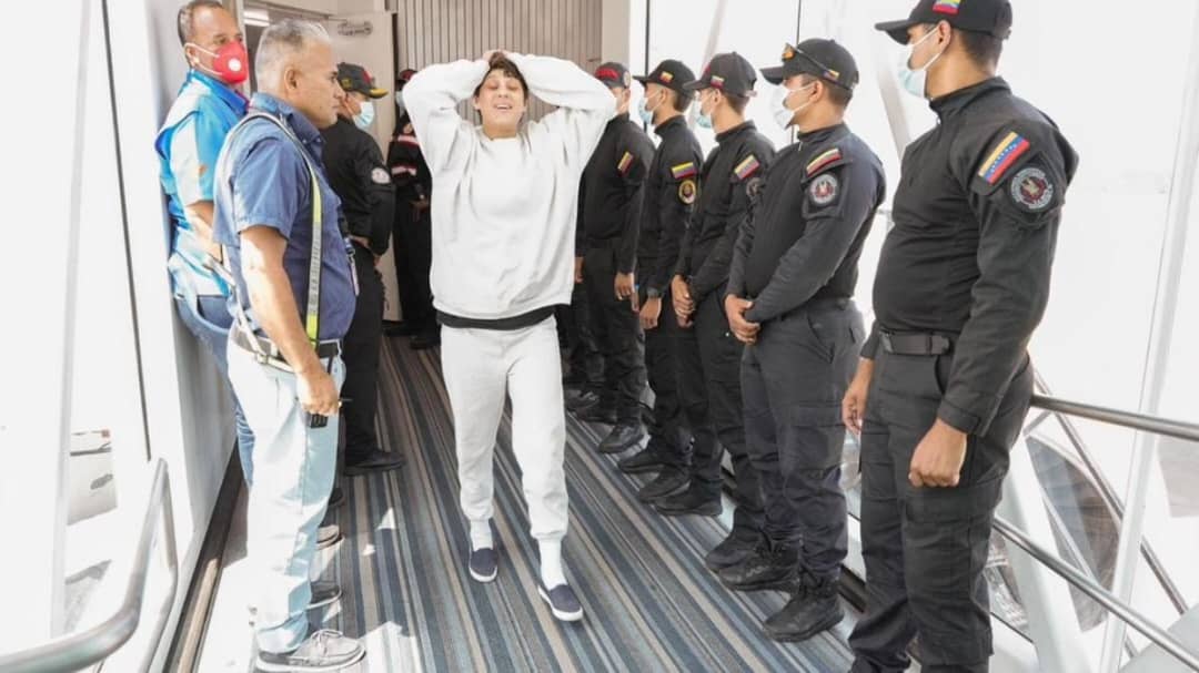 Vuelo 81 de migrantes llega a Venezuela