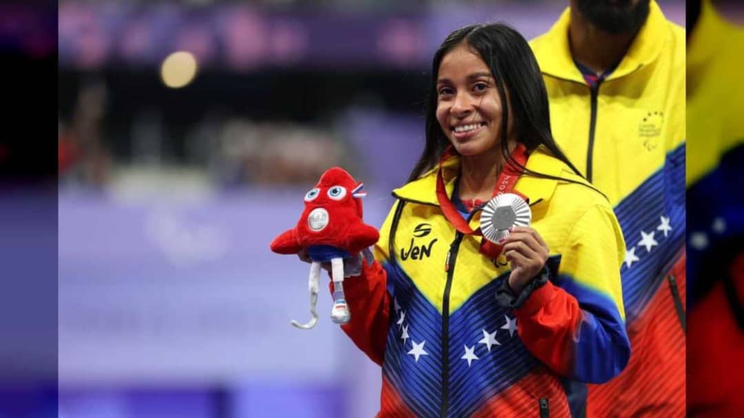 Alejandra Pérez logra bronce en paratletismo