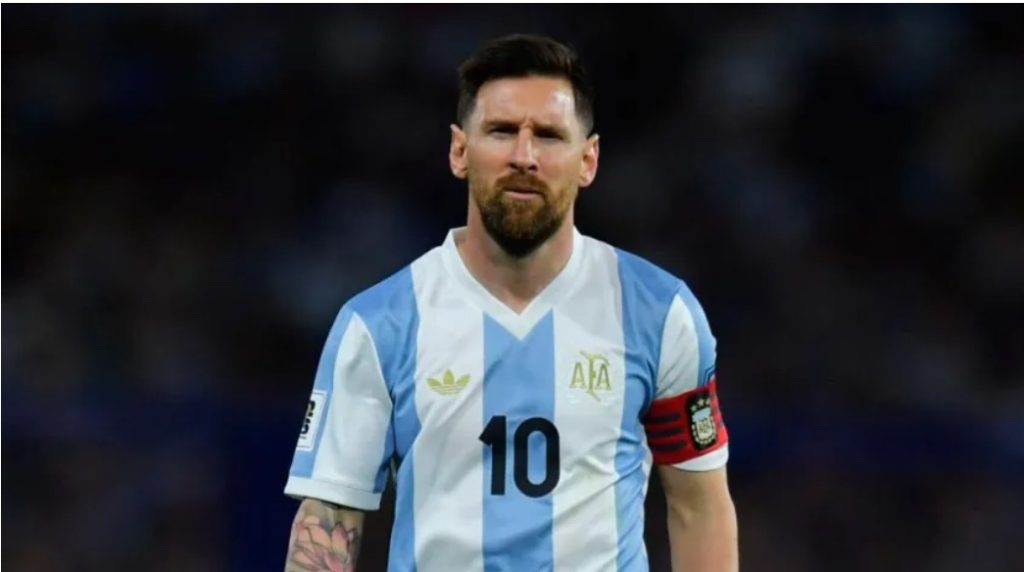 Messi despide a Russo
