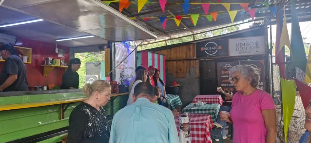 Tacos Don Fernando llega a San Antonio de los Altos