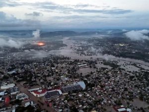64-personas-mueren-por-las-lluvias-en-cinco-estados-del-pais-672207