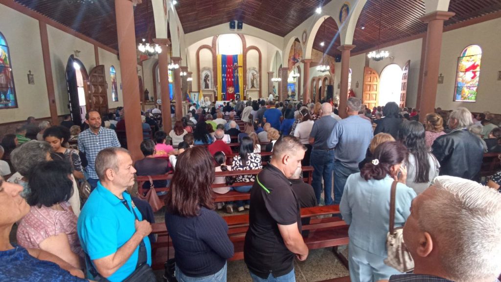 Los Altos vibró con la canonización