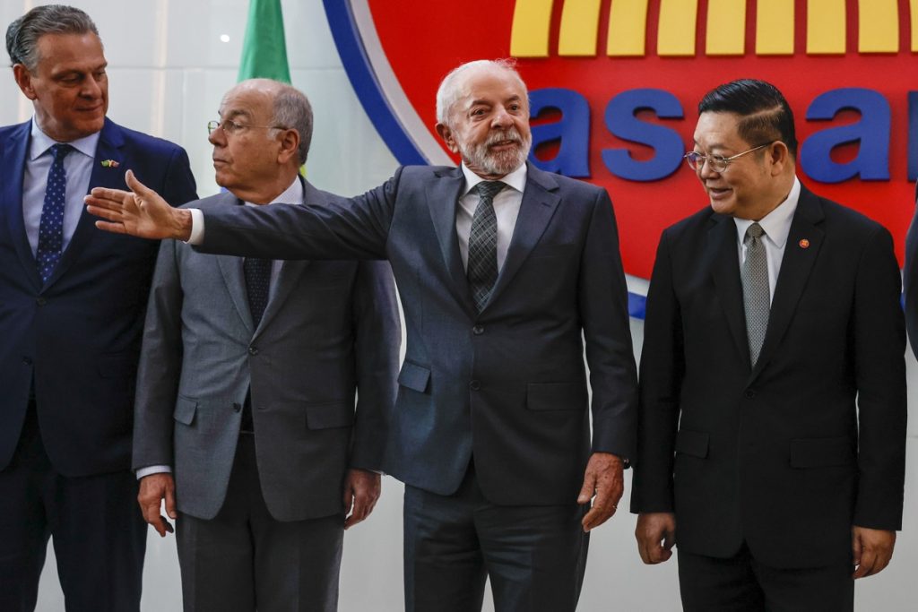 Lula propone lucha contra el narcotráfico