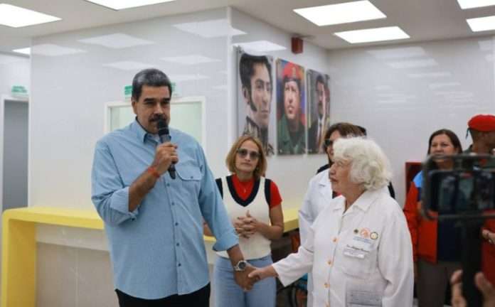 Maduro inaugura hospital pediátrico en Caracas