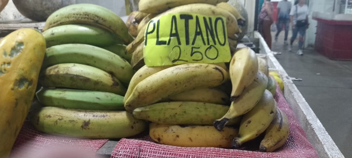 Precios de plátano y zanahoria siguen en alza