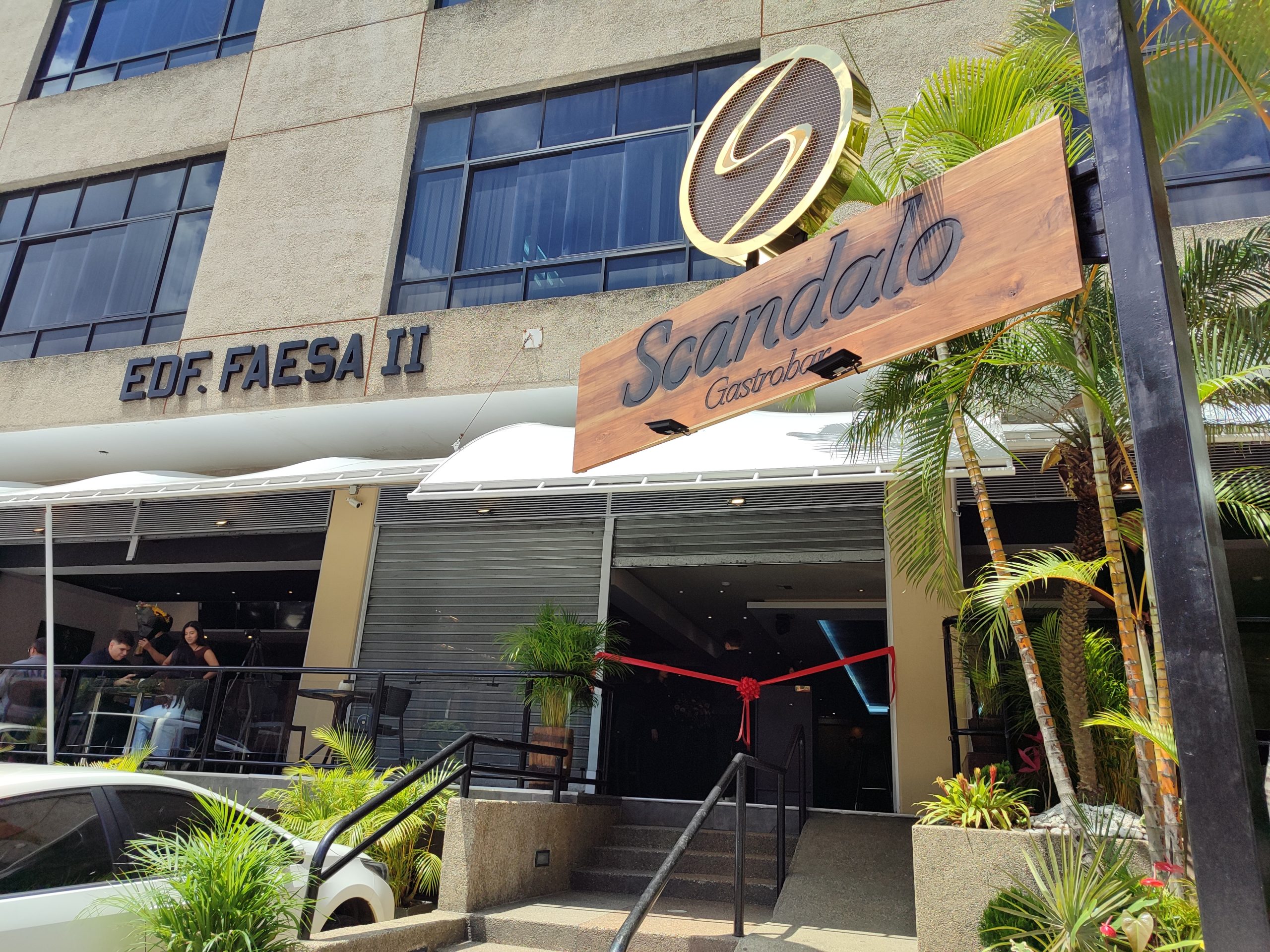 Gastrobar abre sus puertas en San Antonio