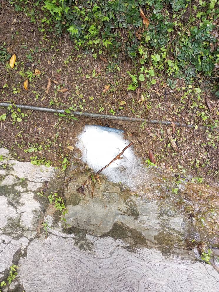 Se fracturó red de aguas blancas en El Trigo